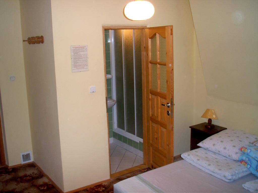 Pokoje Goscinne Pod Grapa Zakopane Phòng bức ảnh